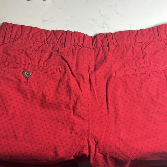 Uniqlo Chino Shorts | Red Polka Dot | Men’s Size XL (Waist 36–39) | Like New - Picture 7 of 7